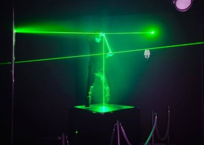 pokaz laserów